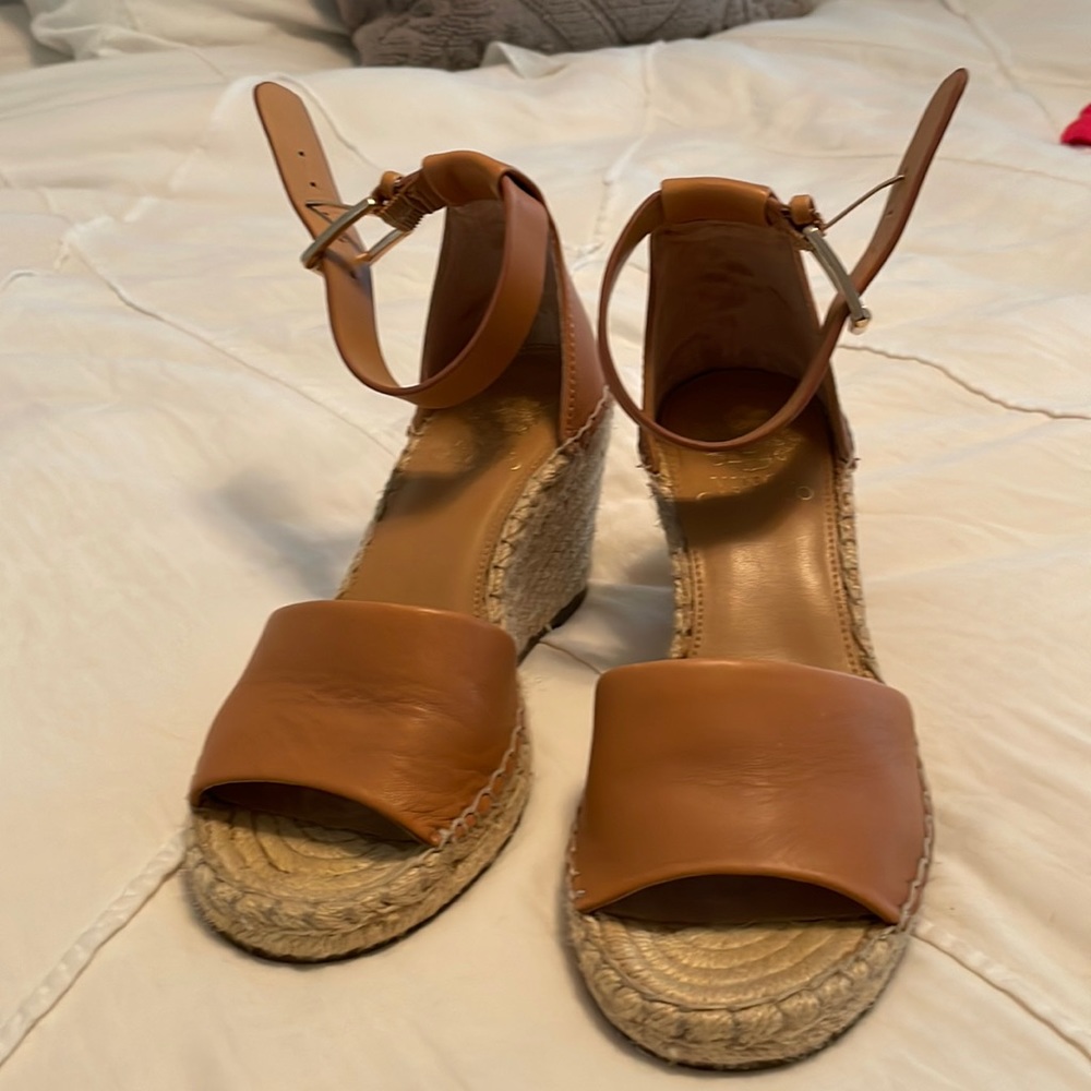 Like new, worn only a couple of times Vince Camino espadrilles size 6 in tan